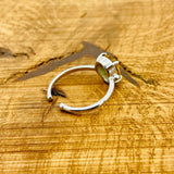 خاتم زولتانيت تركي يدوي الصنع من الفضة الإسترلينية قابل للتعديل - حجر كريم طبيعي يغير لونه للنساء