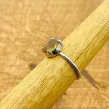 خاتم تركي يدوي الصنع من الفضة الإسترلينية بحجر الزولتانيت للنساء - مجوهرات أنيقة بحجر كريم طبيعي مستدير