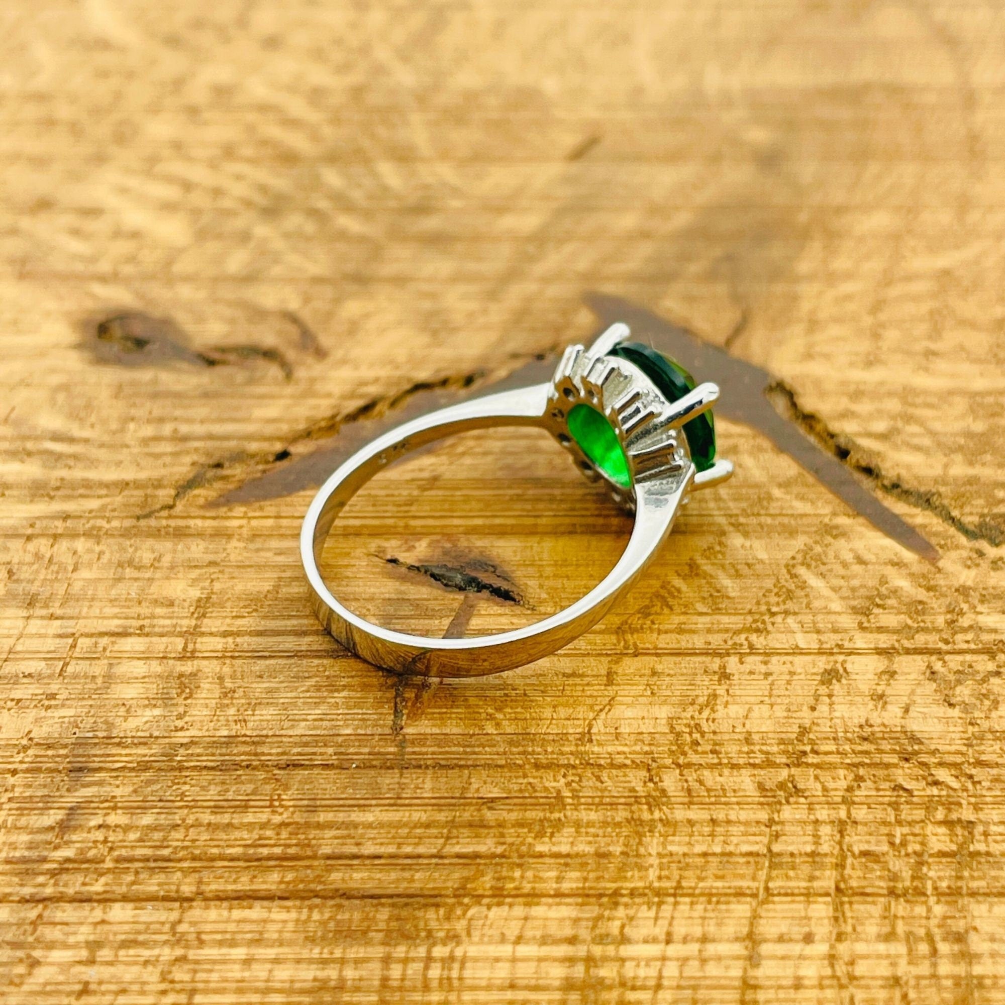 Turkish Handmade Minimalist Emerald Ring - 925 Sterling Silver Green Gemstone Jewelry for Women
