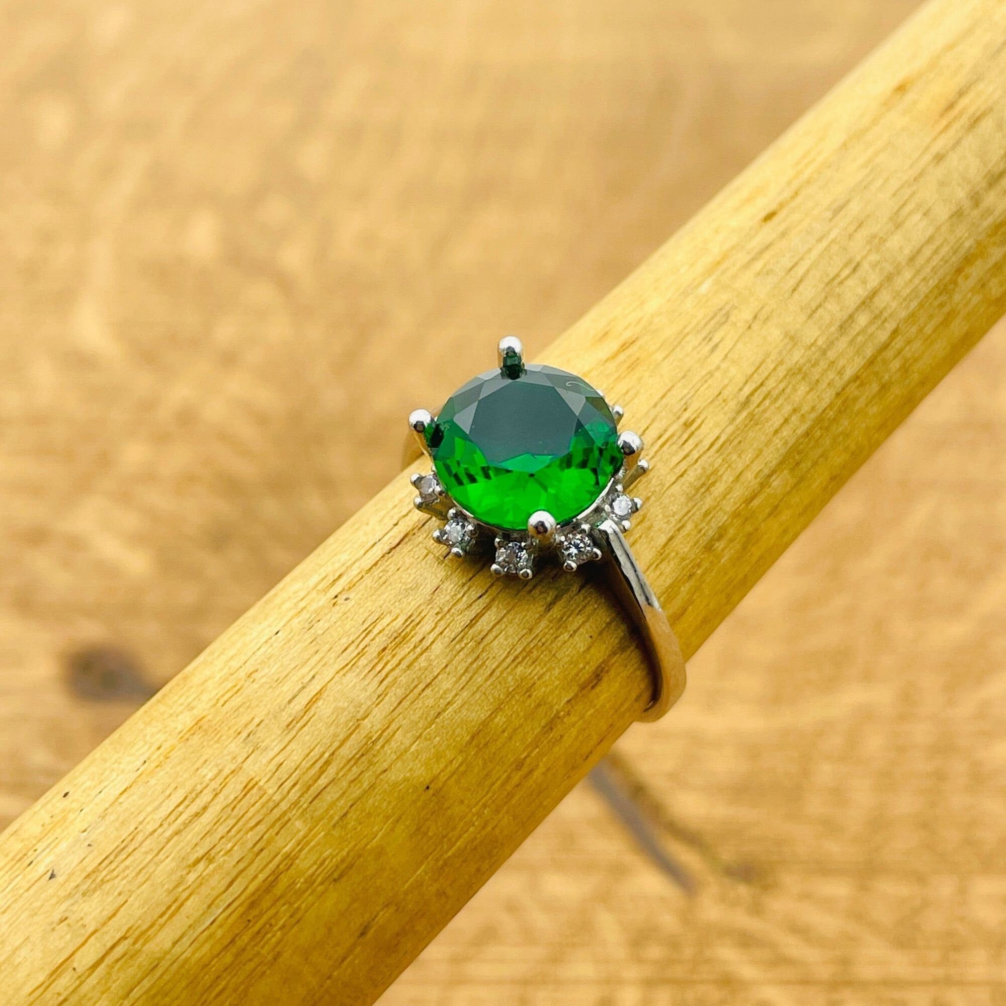 Turkish Handmade Minimalist Emerald Ring - 925 Sterling Silver Green Gemstone Jewelry for Women