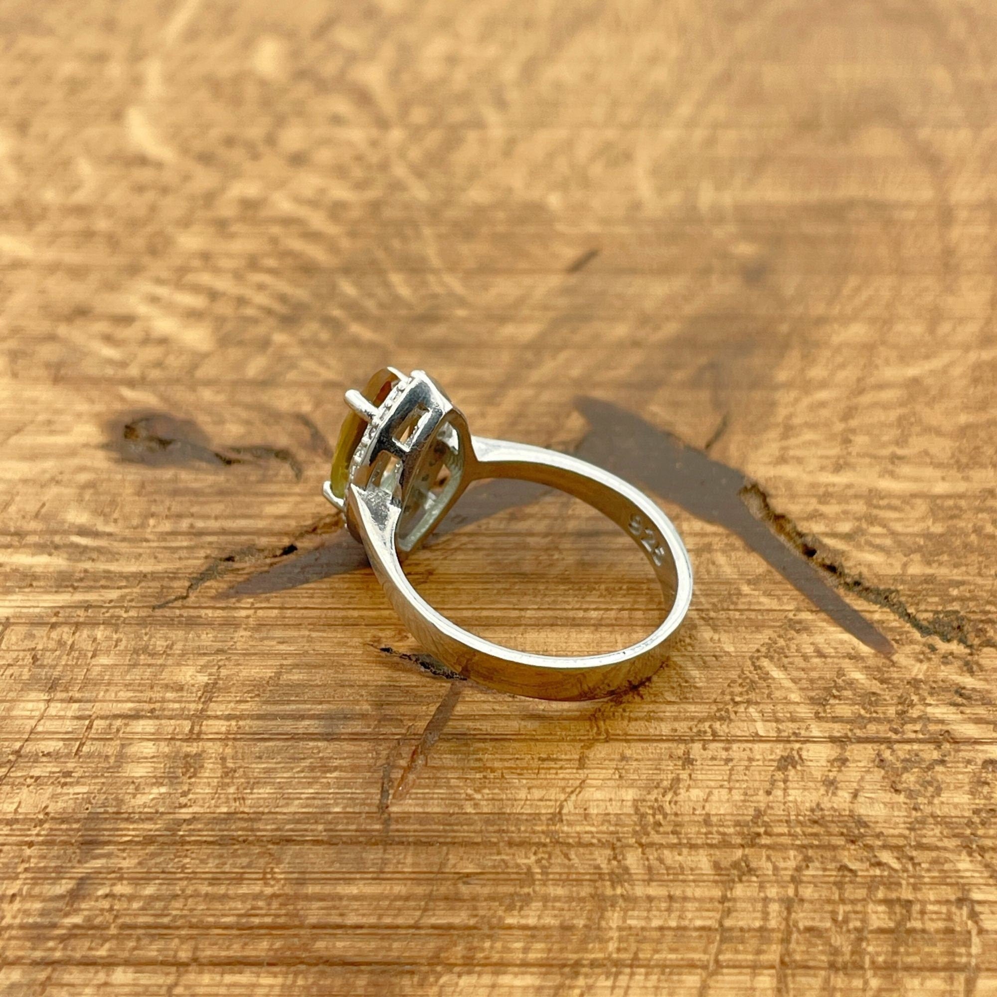 خاتم نسائي مصنوع يدويًا من الفضة الإسترلينية 925 بزولتانيت | حجر كريم يتغير لونه | مجوهرات تركية مستوحاة من الطراز العتيق