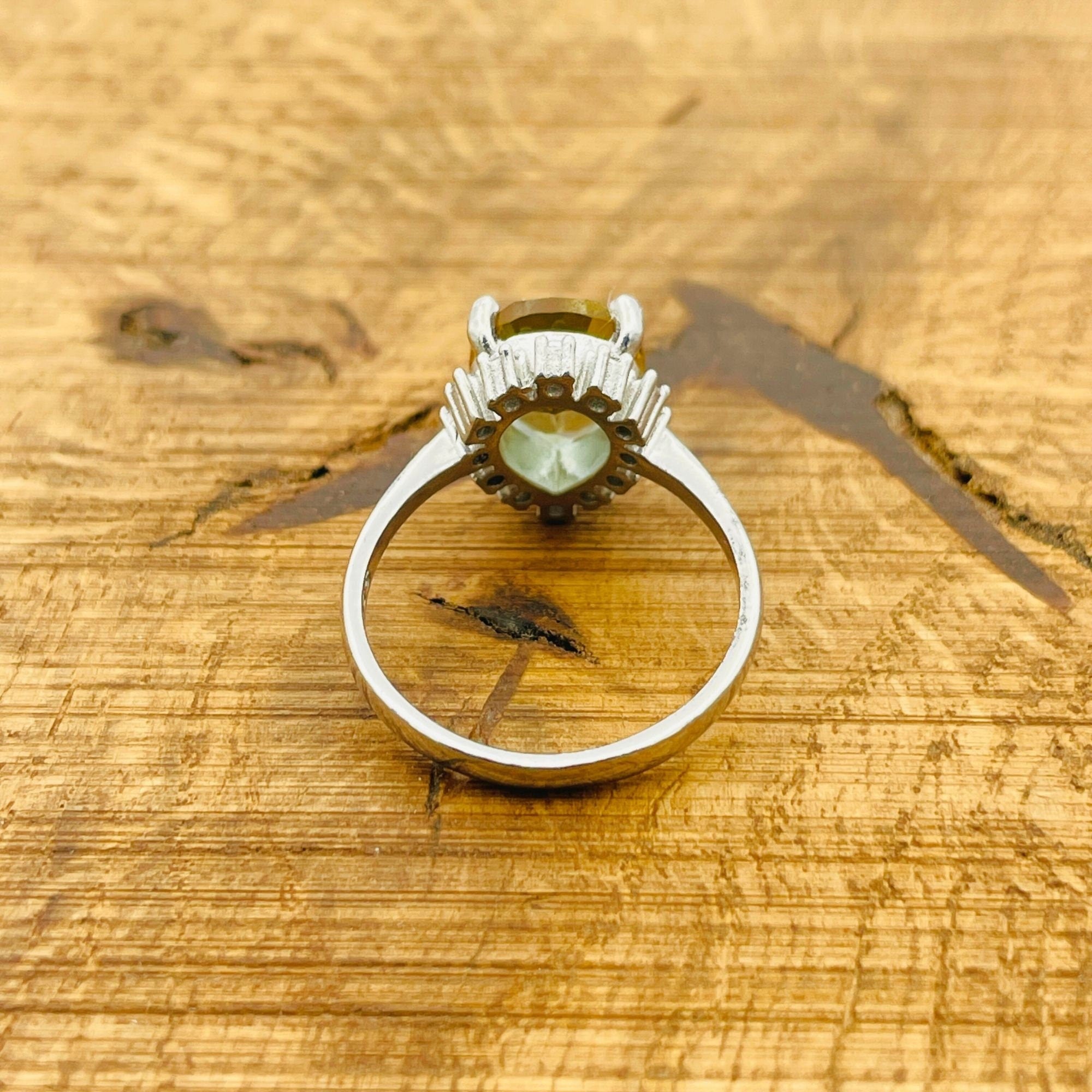 خاتم فضة إسترليني تركي مصنوع يدويًا من الزولتانيت للنساء - حجر كريم يتغير لونه