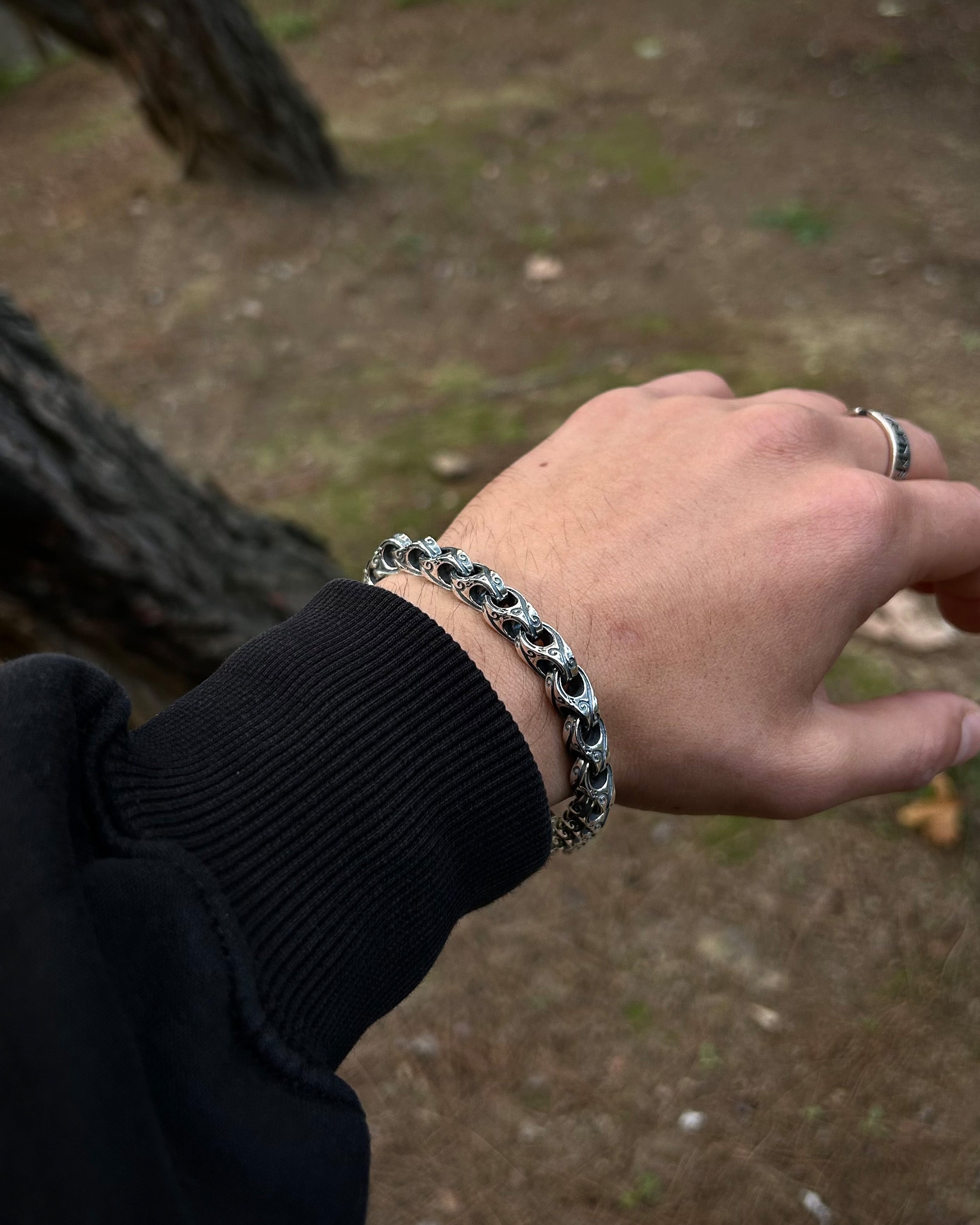 Sterling Silver Oval Link Bracelet - Engraved Handcrafted Design
