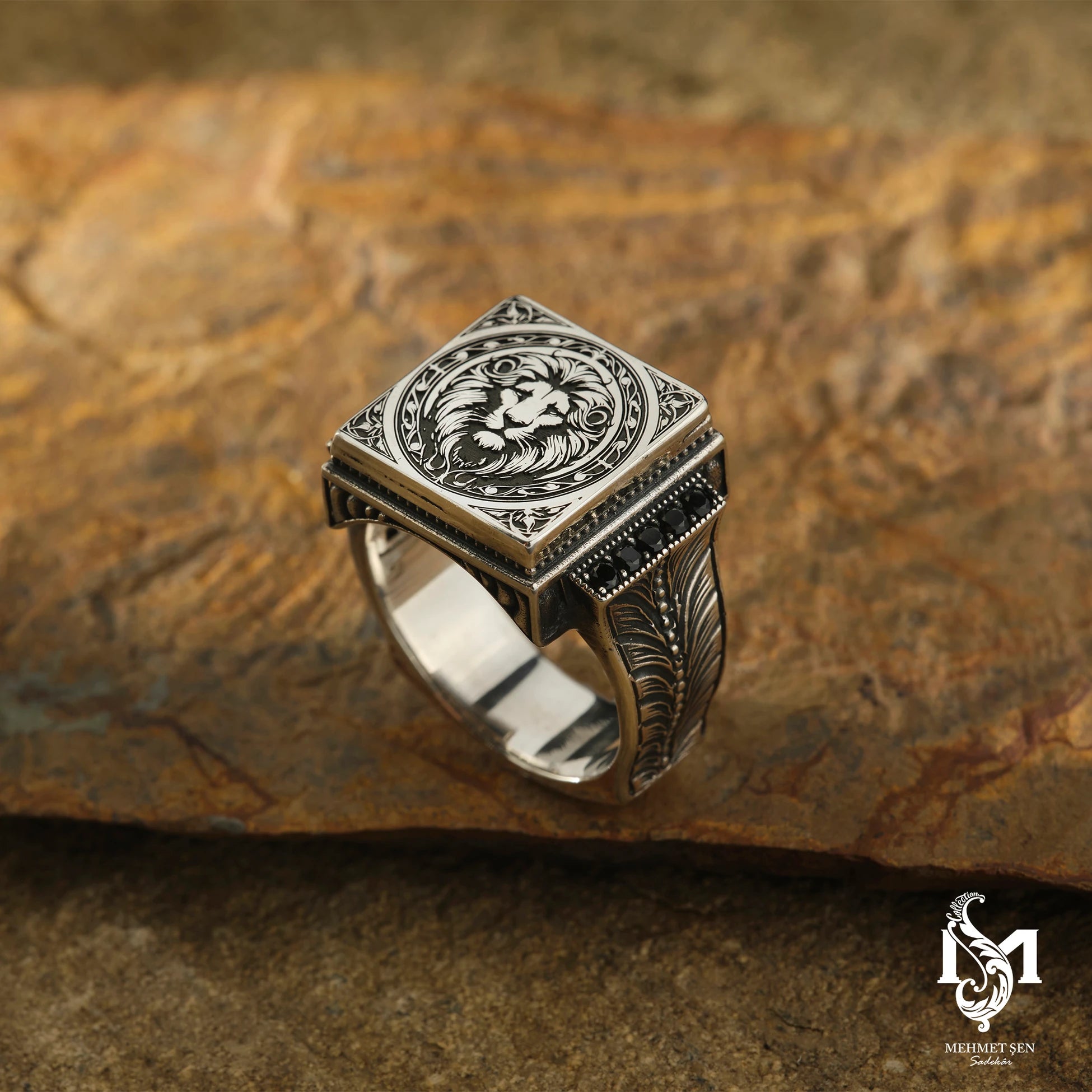 Sterling Silver Men's Ring - Majestic Lion Motif