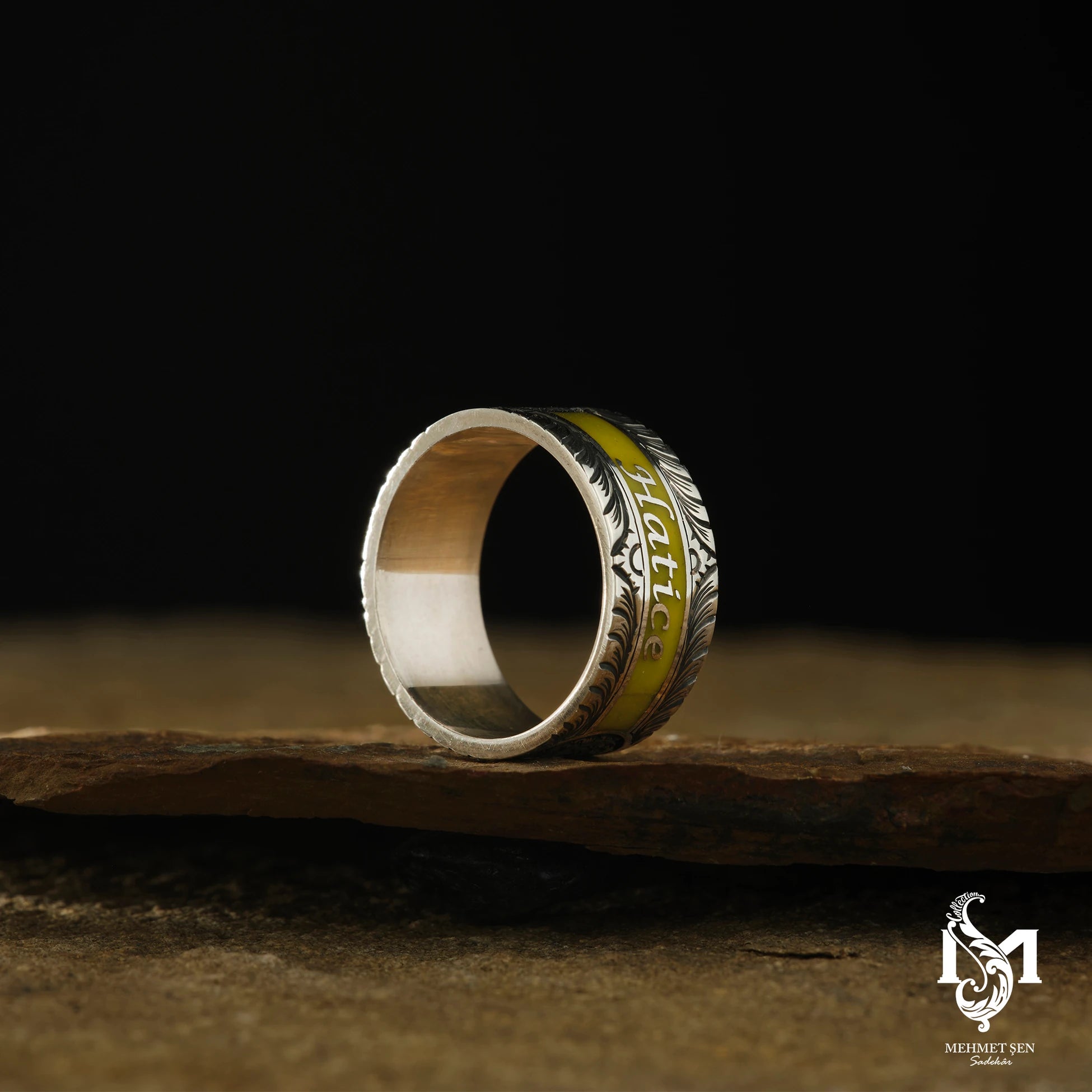 Distinctive Yellow & Red Enamel Wedding Band Ring