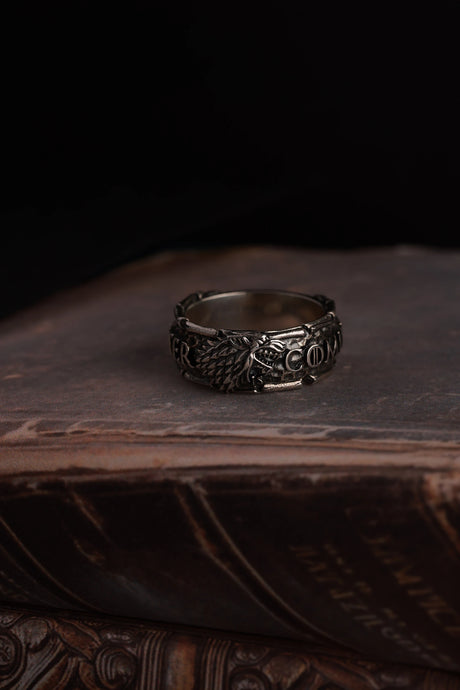 Premium Fantasy Theme Collectible Ring