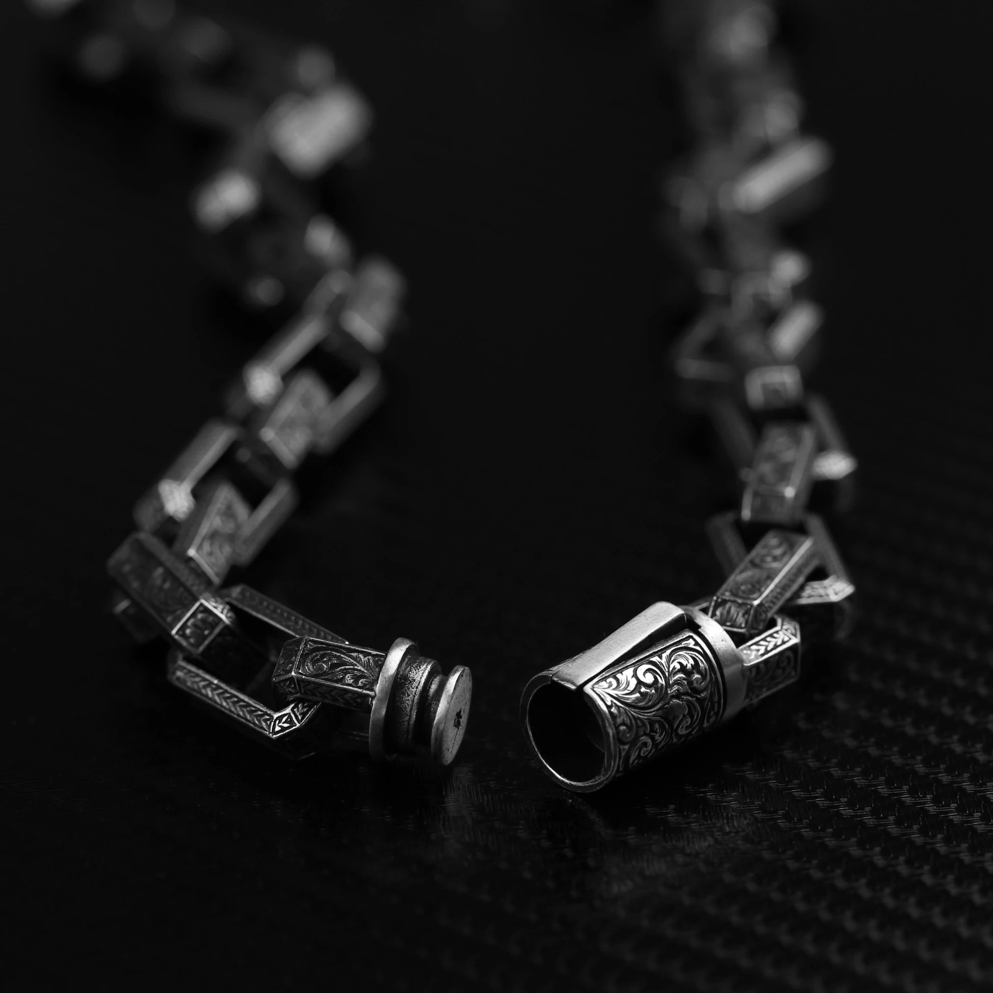 Sterling Silver Magnus Link Chain Necklace - Effortless Elegance