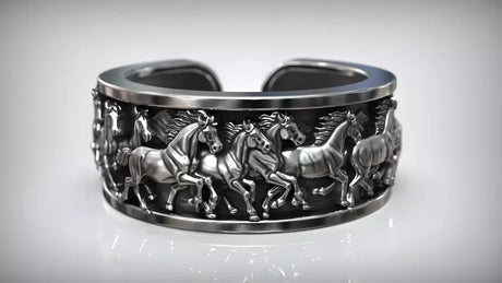 Dynamic Galloping Horse Design Ring