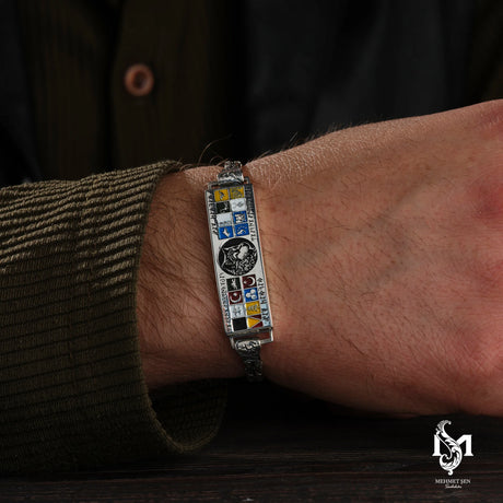 Sterling Silver Men's Wolf Head Bracelet - Symbolic Design