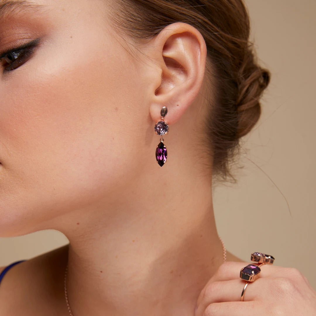 Feminine Mini Earrings - Elegant Design for Special Occasions