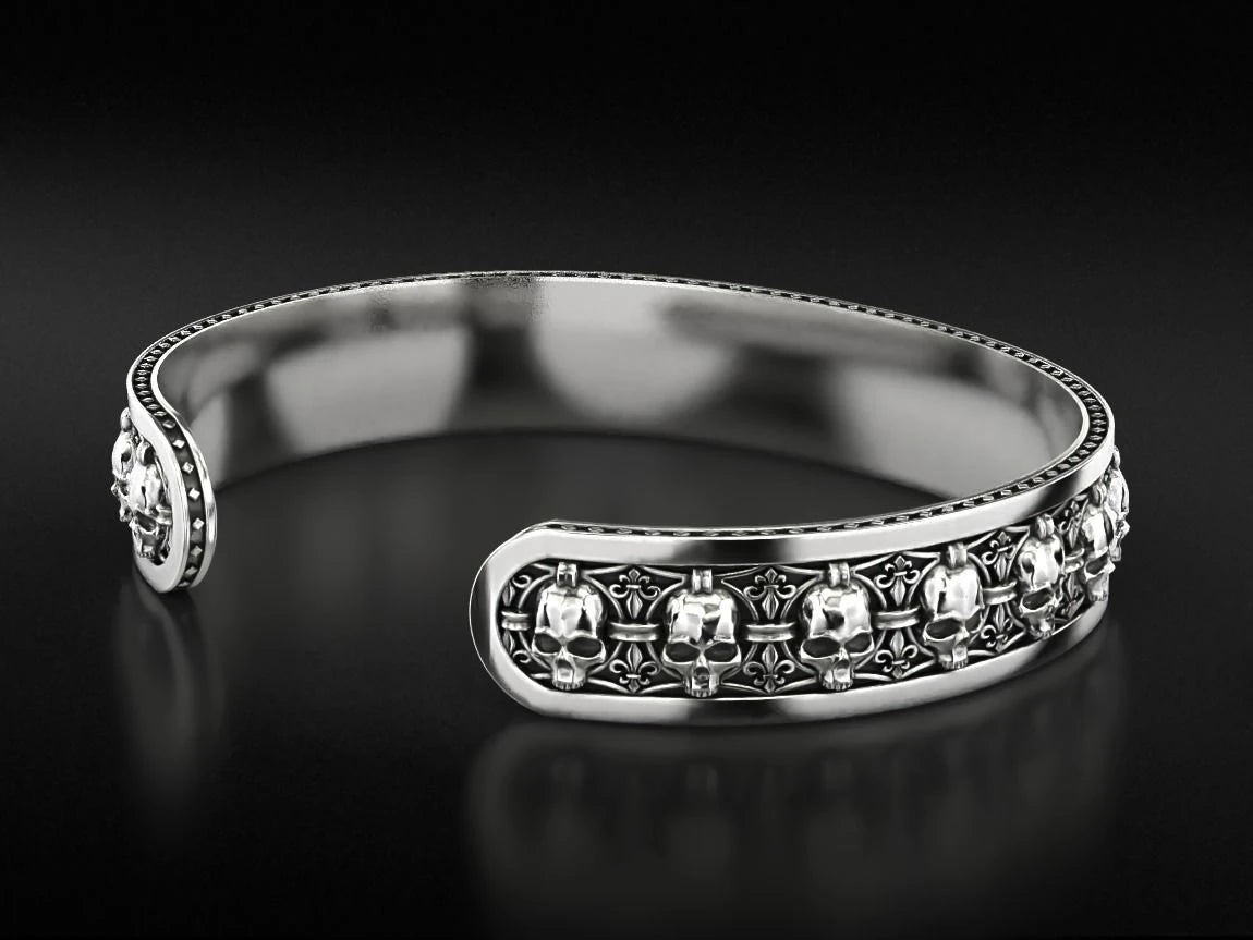 Distinctive Skull Fashion Bracelet