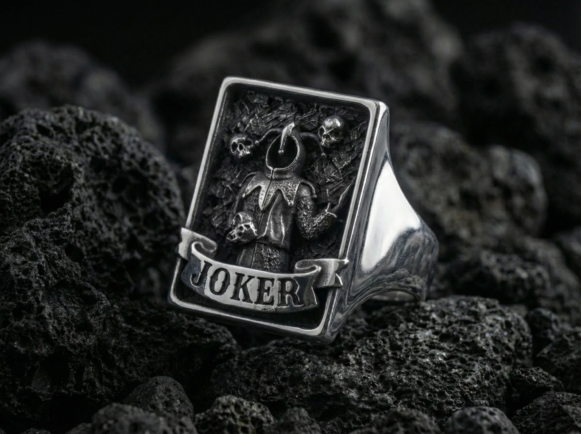 Premium Men's Joker Themed Signet Ring