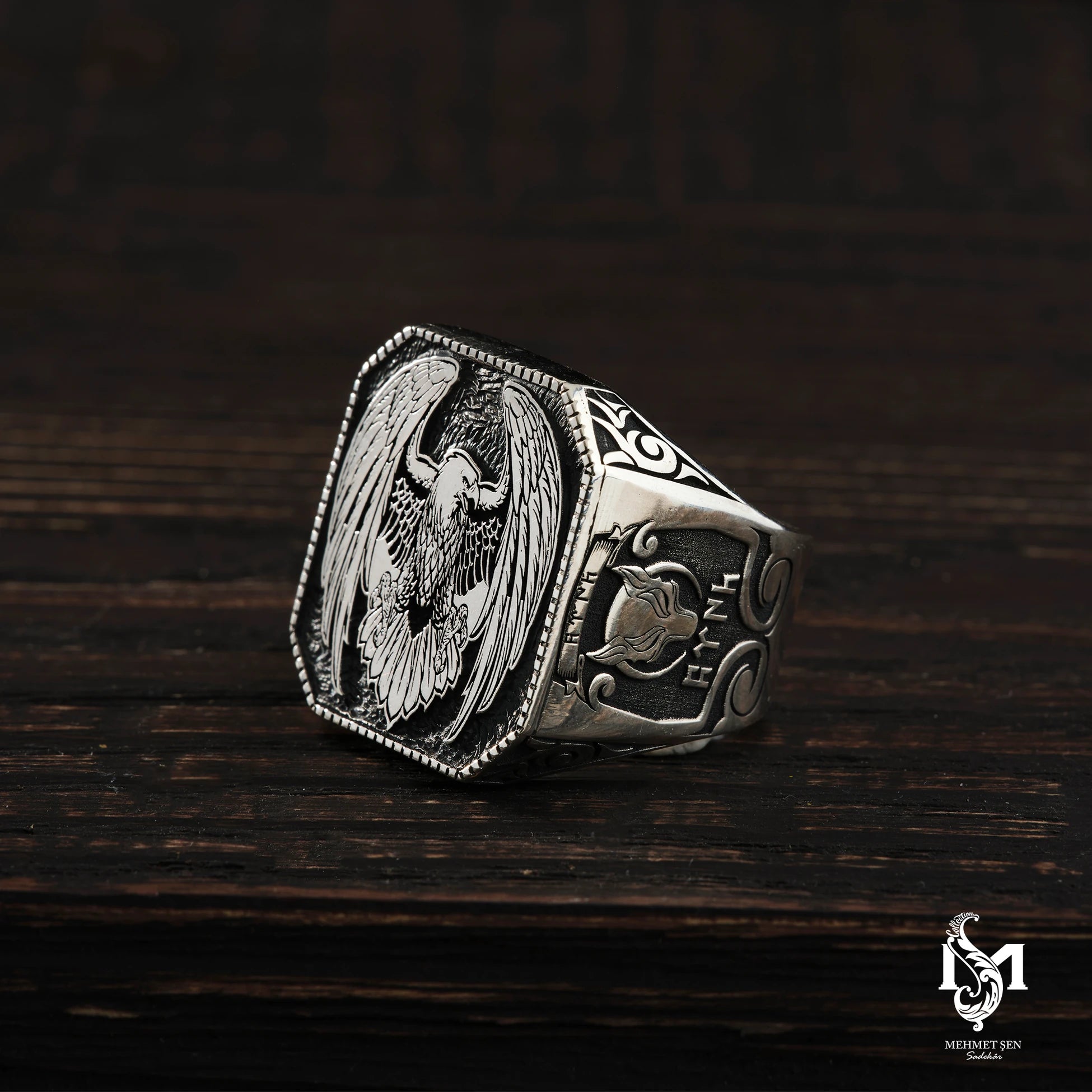 Sterling Silver Men's Ring - Symbolic Eagle & Wolf Motif