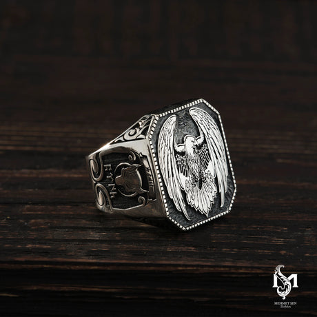 Sterling Silver Men's Ring - Symbolic Eagle & Wolf Motif