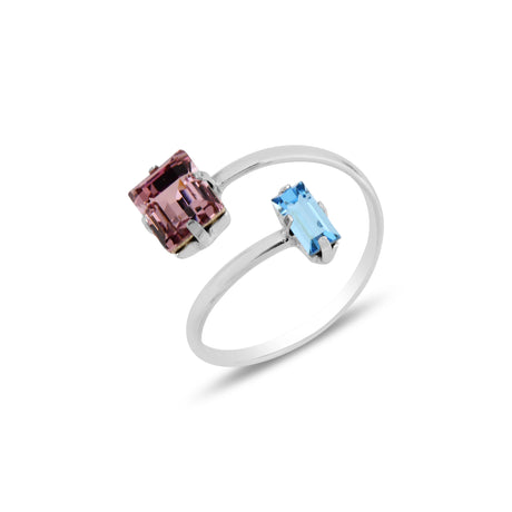 Elegant Minimalist Spiral Ring - Dazzling Sparkle for Any Moment
