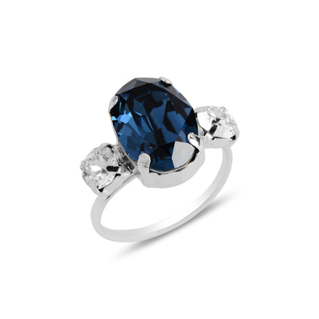 Elegant Crown Ring - Intricate Lucia Design with Refined Details