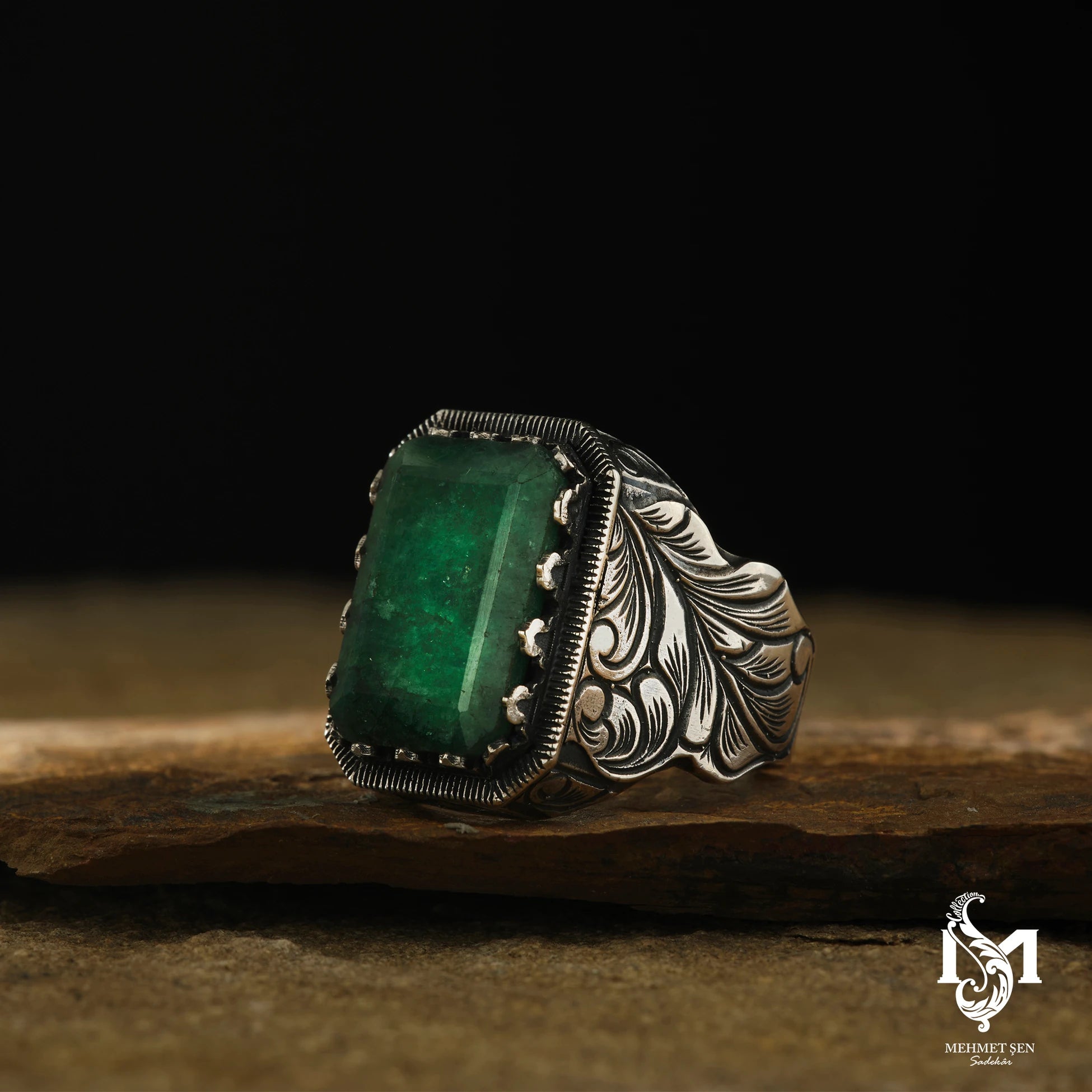Men's Sterling Silver Ring - Distinctive Natural Emerald