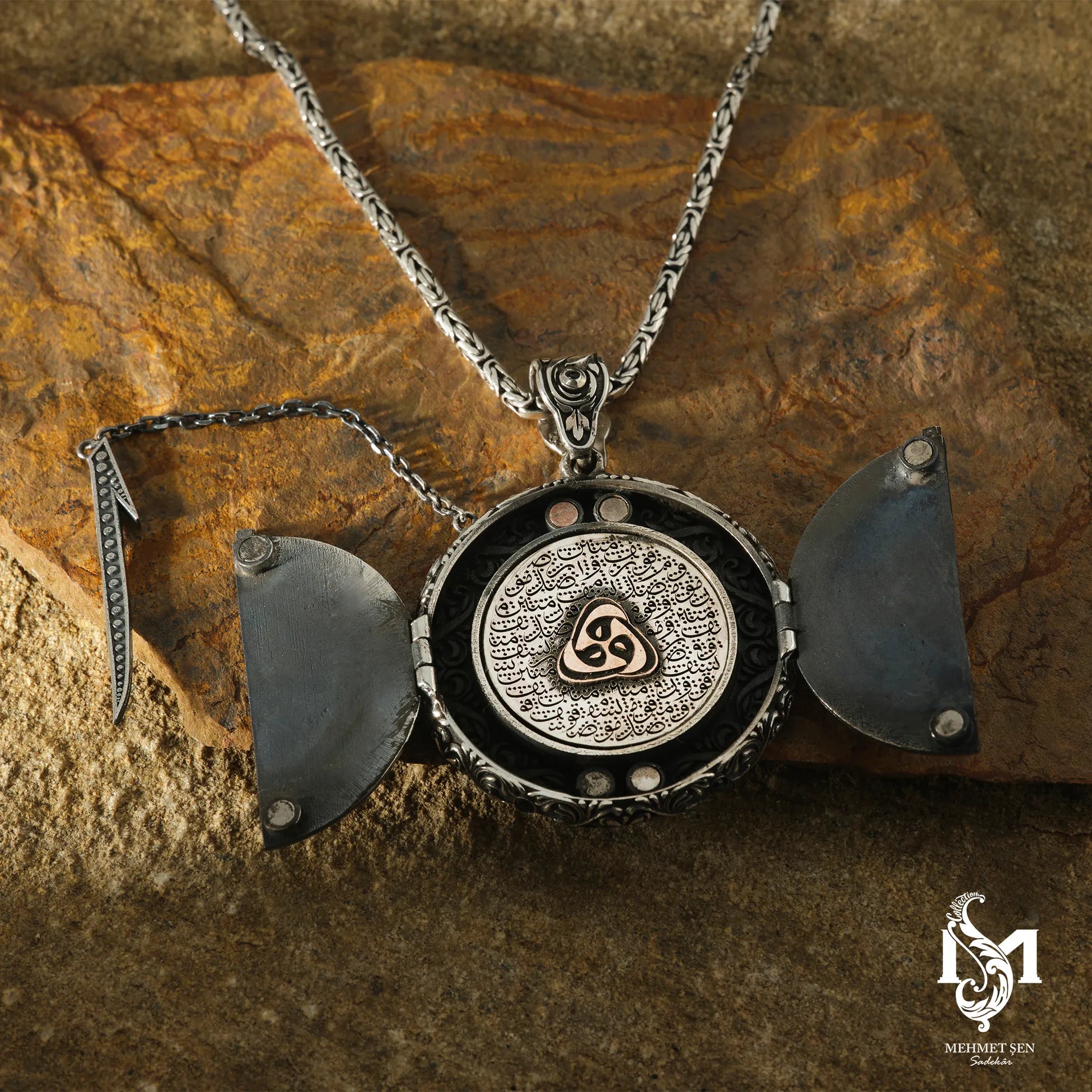 Collana con Medaglione Elif Vav in Argento Sterling - Calligrafia Simbolica