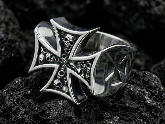 Premium Artisan Crafted Knight's Oath Ring