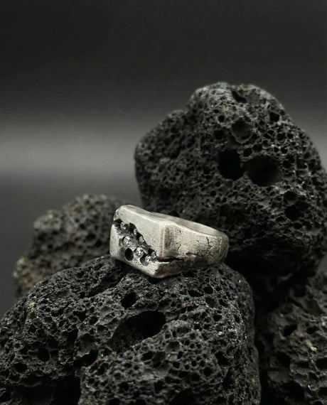 Professional Artisanal Fault Line Ring
