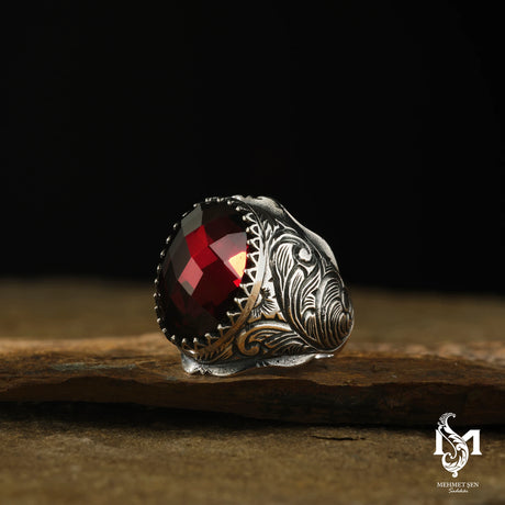 Red Oval Stone Men's Ring - Distinctive Elegance