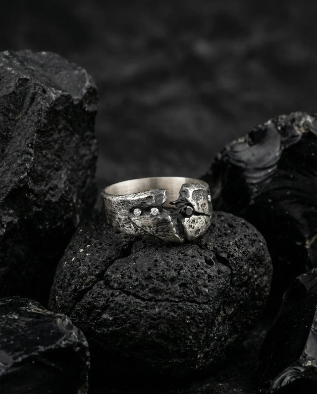 Artisan Cracked Design Statement Ring
