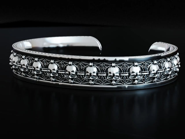 Distinctive Skull Fashion Bracelet