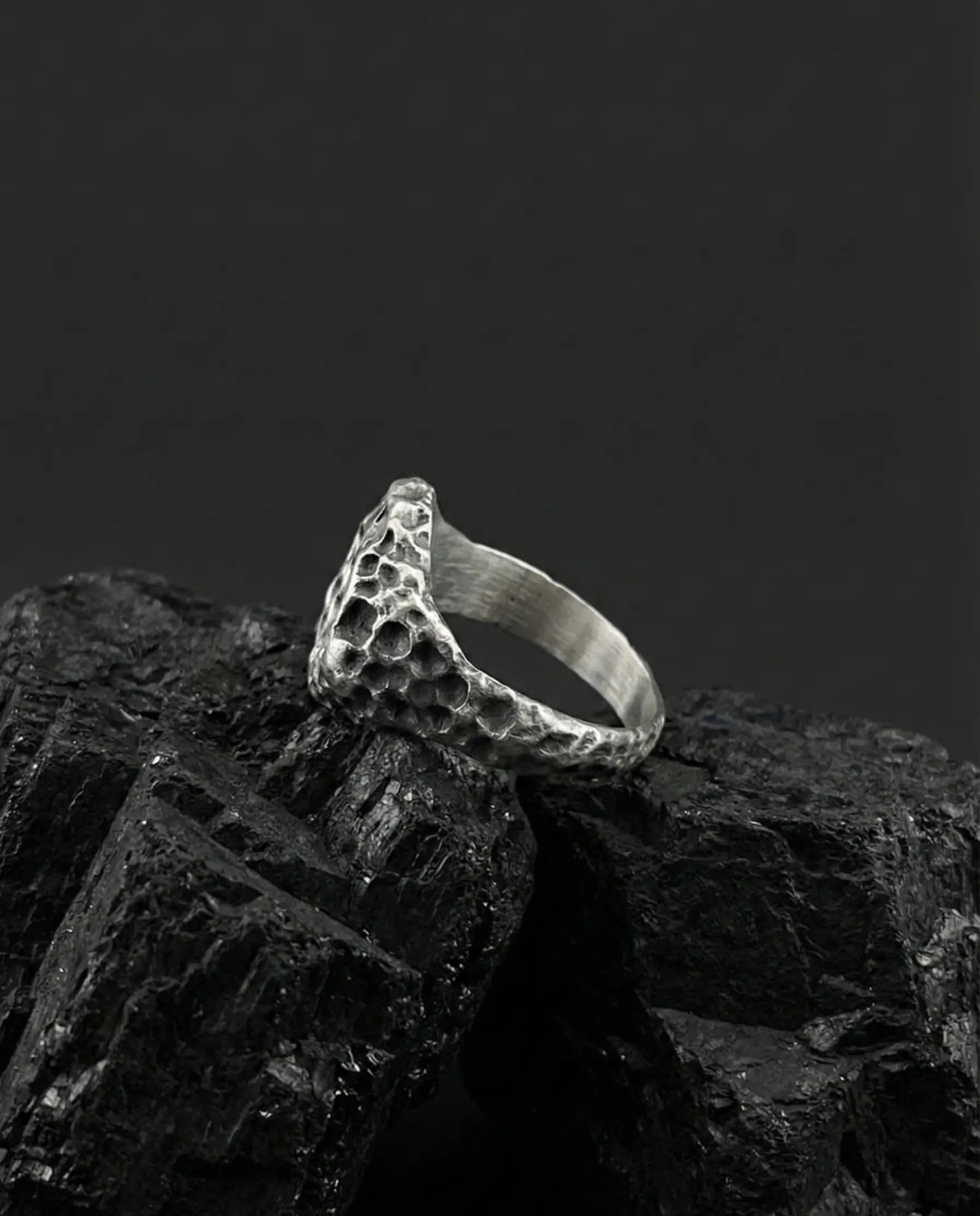 Premium Black Crater Design Ring