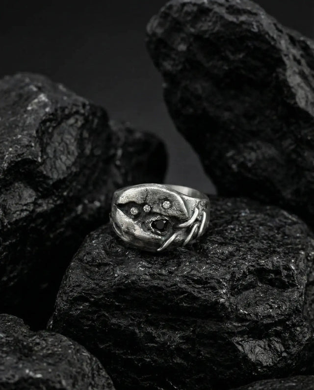 Premium Knot Design Ring