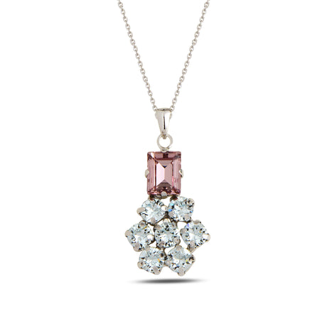 Delicate Floral Pendant Necklace - Nature-Inspired Elegance