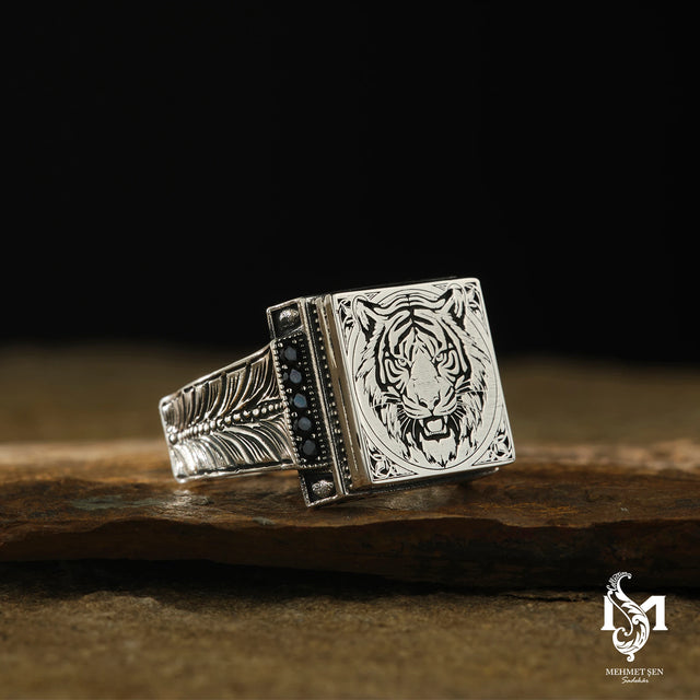Sterling Silver Men's Statement Ring - Intricate Tiger Design