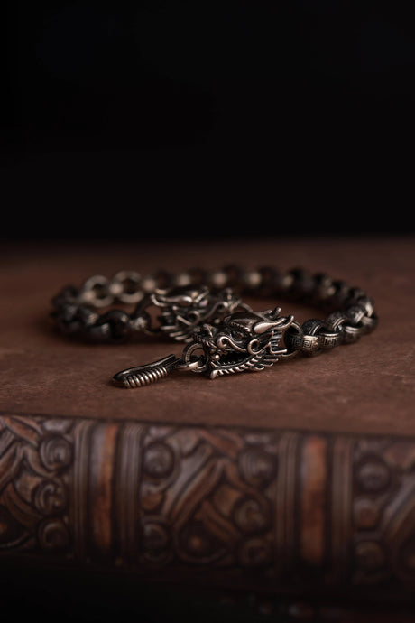 Bracelet chaîne artisanal de qualité supérieure avec motif de dragon