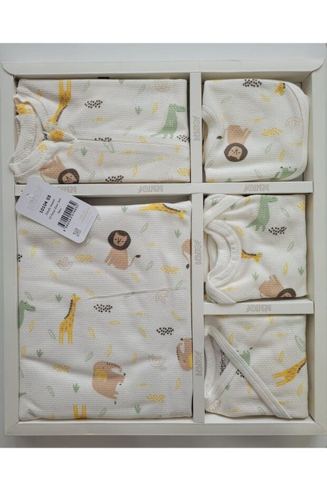 Incibaby Premium Baby Boy Giraffe Newborn Take - Home Set - 10 - Piece - TryAladdin