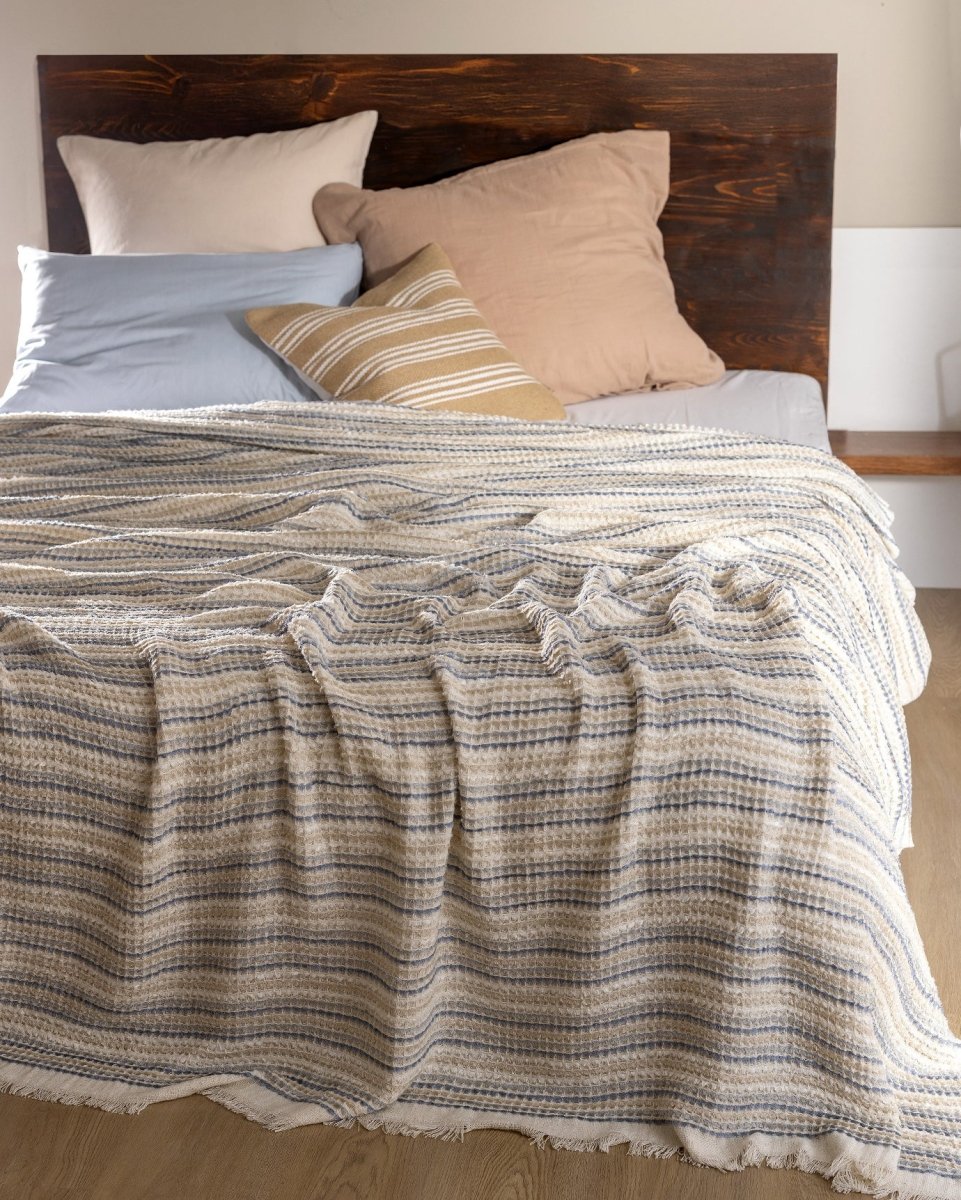 Indigo Blue Queen Size Bedspread Coverlet - TryAladdin