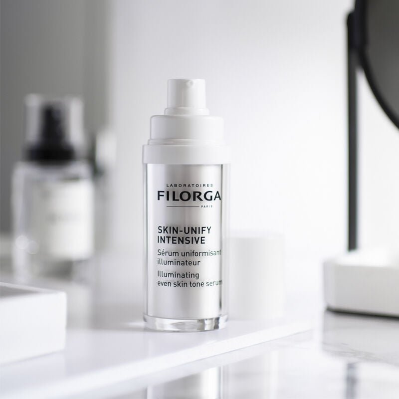 Intensive Brightening & Anti - Spot Serum - Hyaluronic Acid, Vitamin C - TryAladdin
