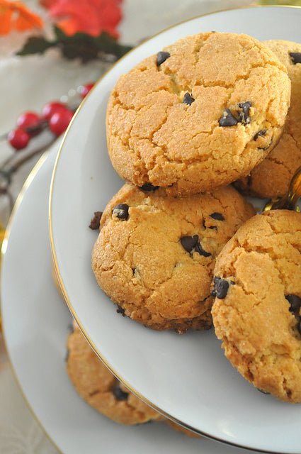 Kalamoz | Traditional Turkish Hanimeller Cookies with Hazelnut and Chocolate Chips