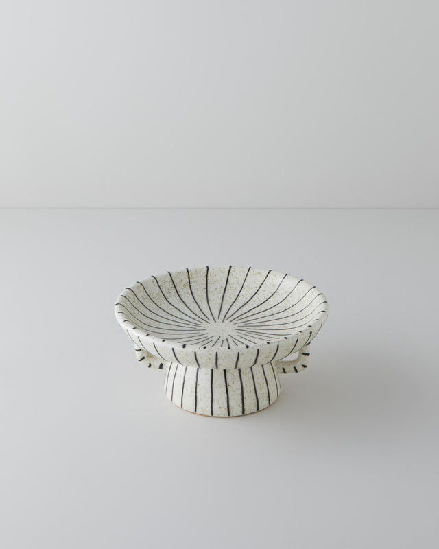 Elegant Decorative Ceramic Vase Cream Finish 12cm