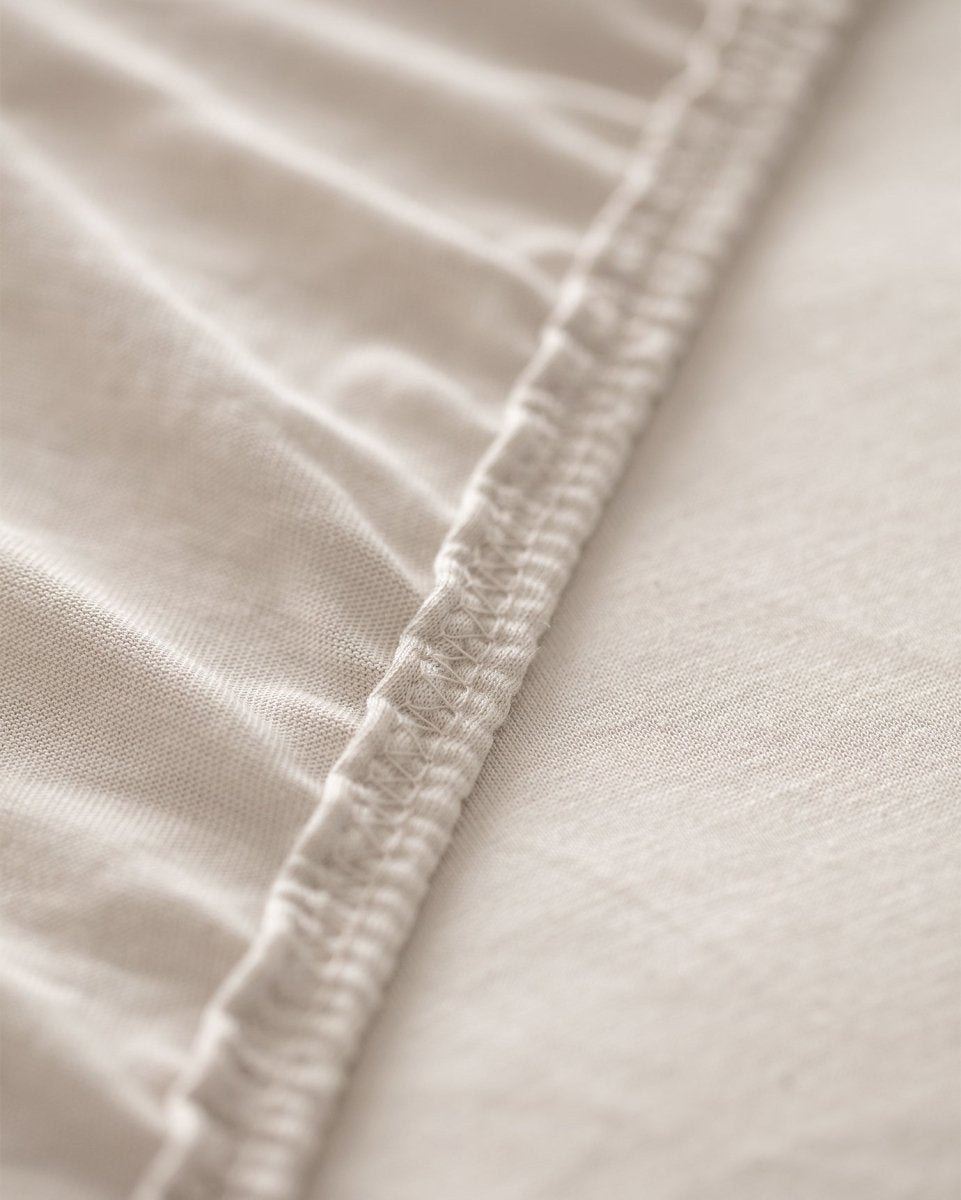 King Size Bamboo Fitted Sheet - Ultra Soft & Breathable Bedding - TryAladdin