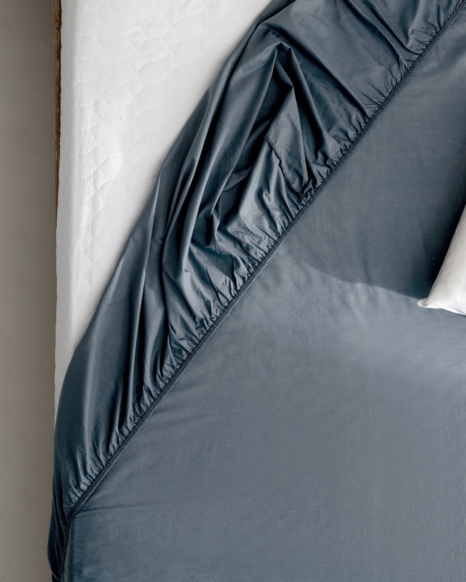King Size Deep Pocket Fitted Sheet, 100% Ranforce Cotton, Dark Blue - TryAladdin