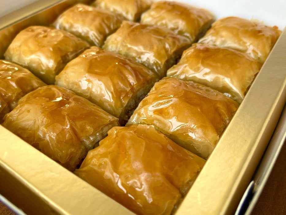 Koskeroglu | Special Prince Walnut Baklava (12 Pieces)