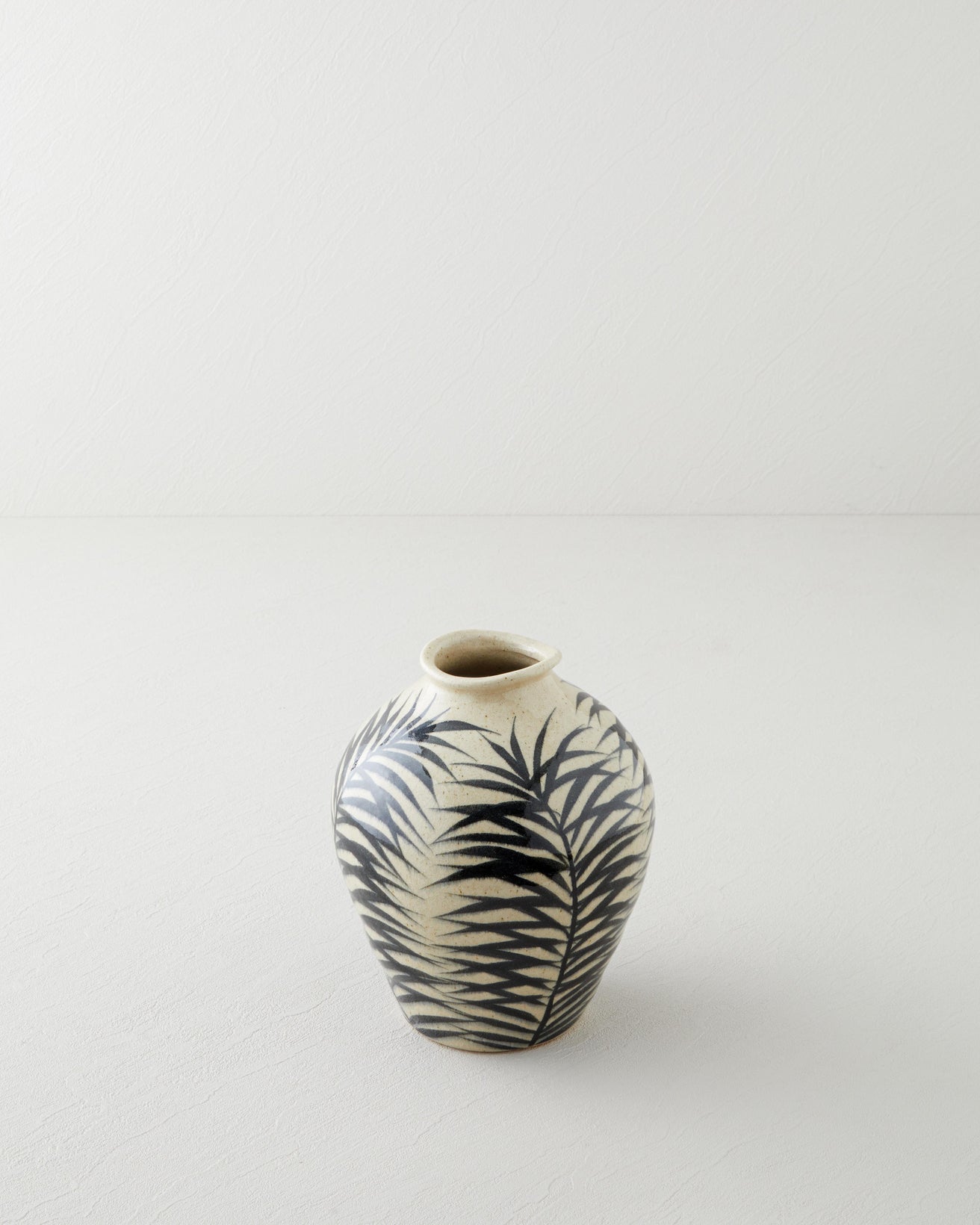 Elegant Lavina Cream Decorative Vase 21.5cm