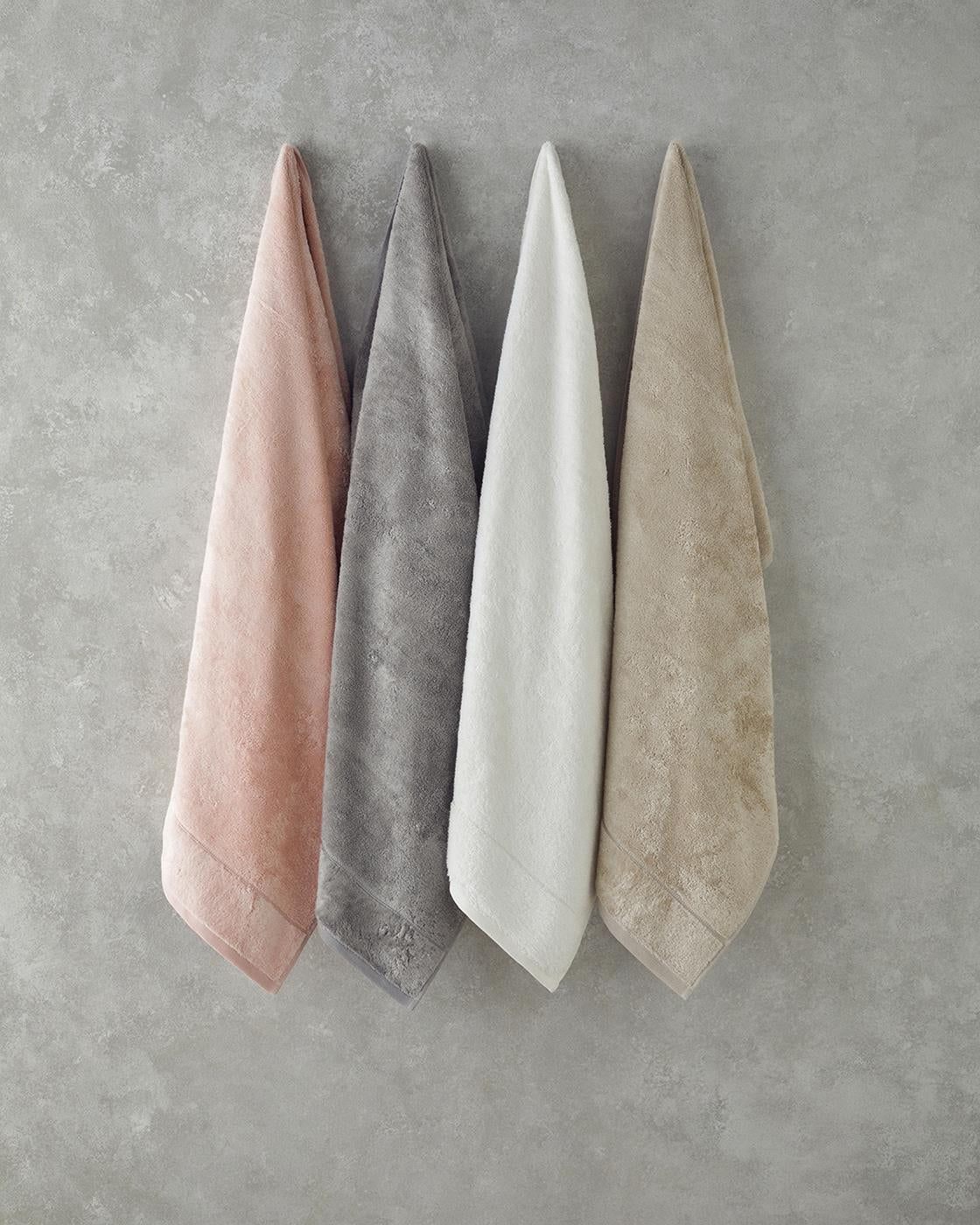 Premium Bamboo Leaf Pattern Bath Towel Light Beige