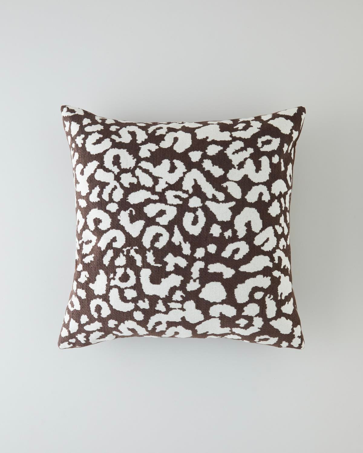 Professional Leopard Print Decorative Throw Pillow 45x45cm Coffee Brown