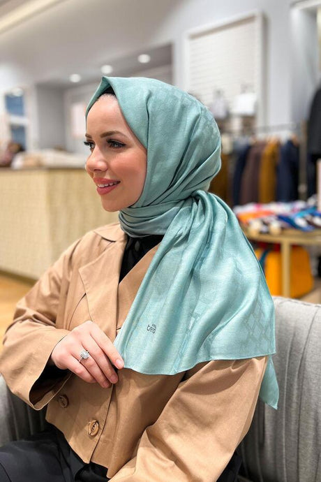 Lia Jacquard Shawl - Breathable Viscose Blend - TryAladdin