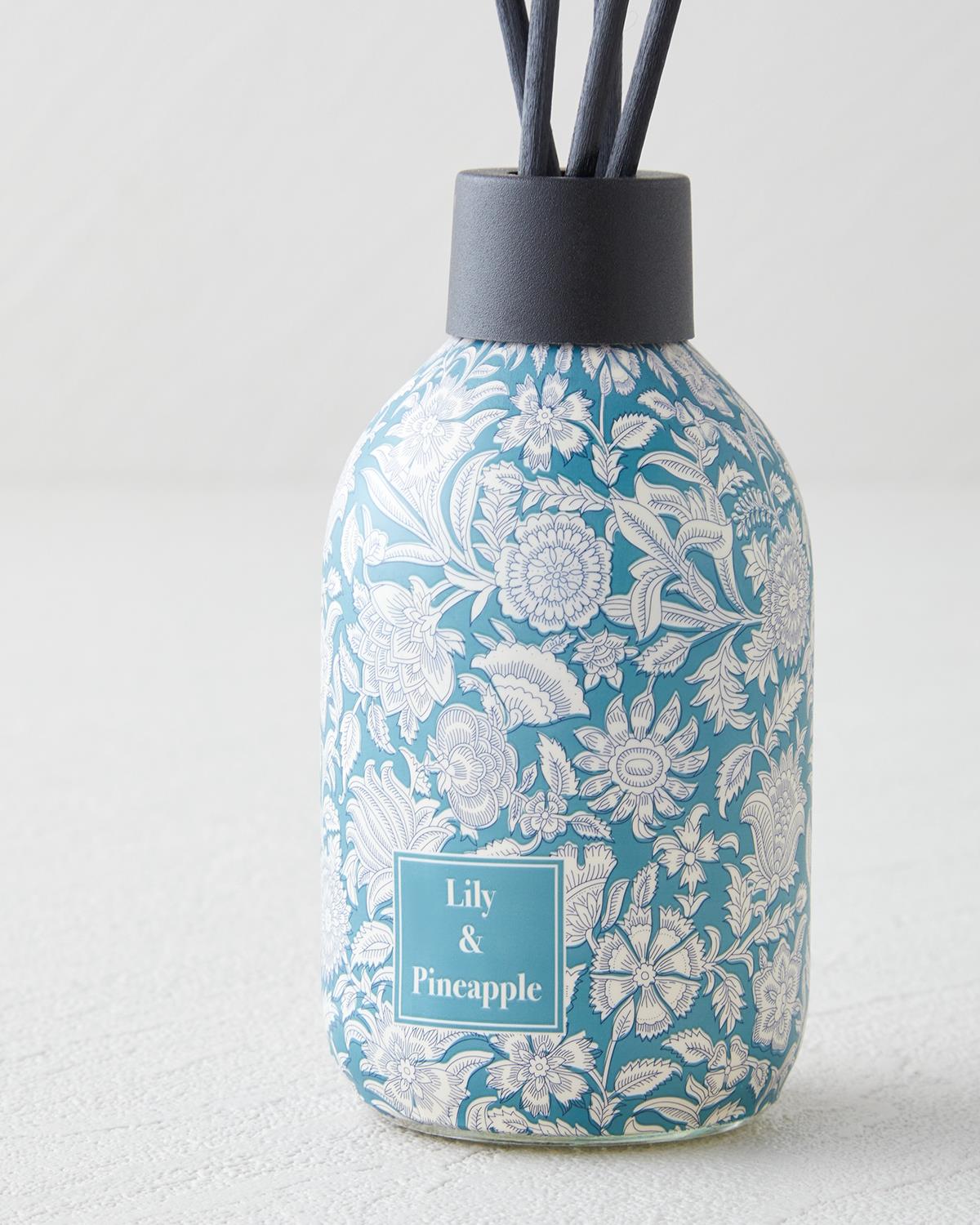Premium Floral Fruit Reed Diffuser - Lily Pineapple Scent