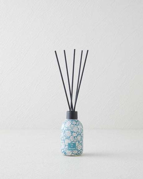 Premium Floral Fruit Reed Diffuser - Lily Pineapple Scent