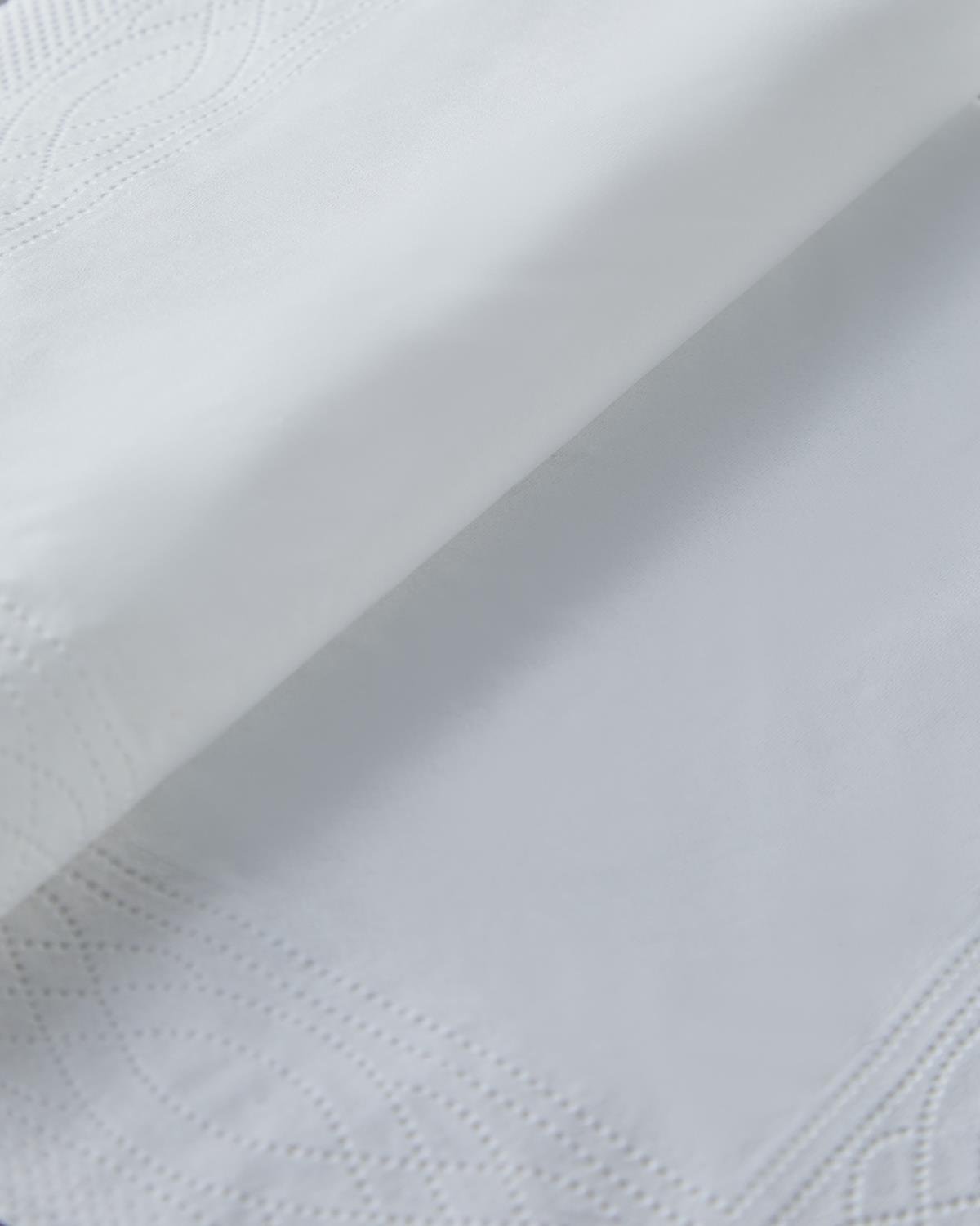 Professional White Disposable Paper Napkins 33x33 cm 20 Count