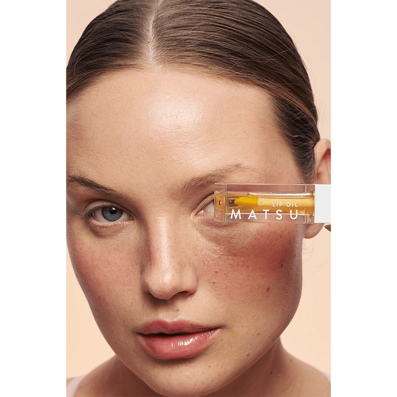 Lip Oil - Non - Sticky Hydration & Nourishment with Natural Oils - TryAladdin