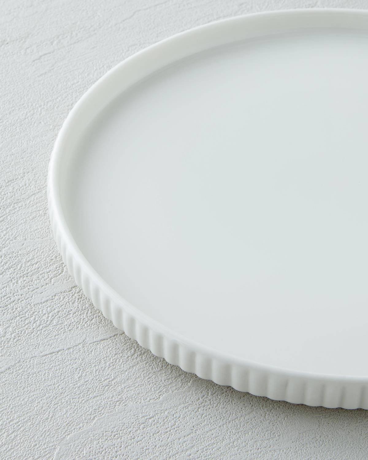 Professional Grade White Porcelain Serving Plate   Elegant Dinnerware