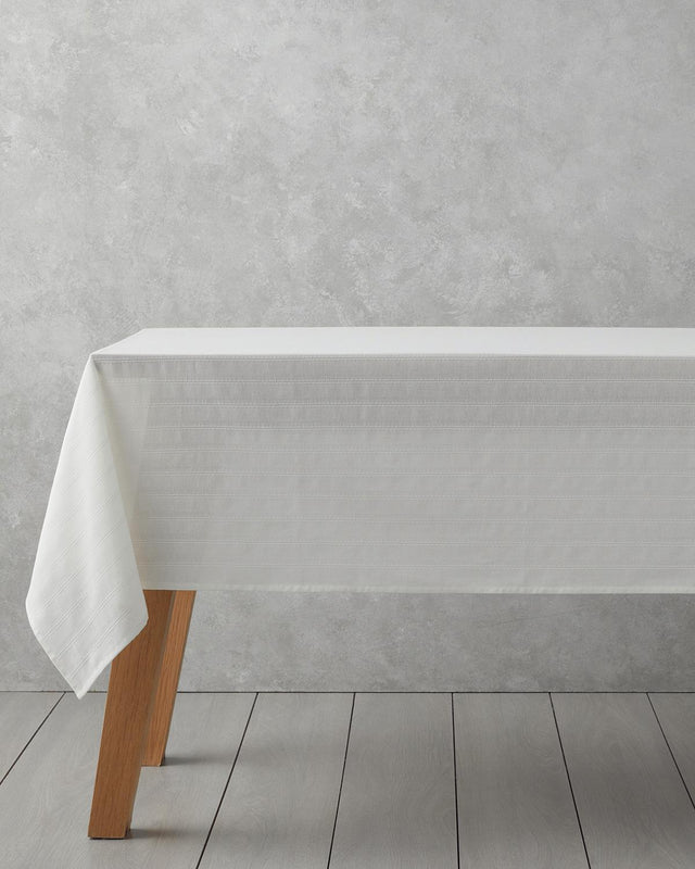 Professional-Grade-Cream-Cotton-Tablecloth-140x200cm